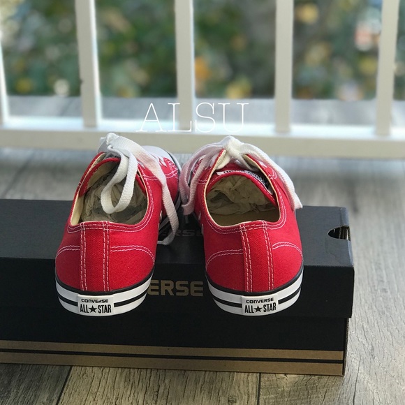 NWT Converse Ctas Dainty OX Varsity Red W AUTHENTI - Picture 4 of 8